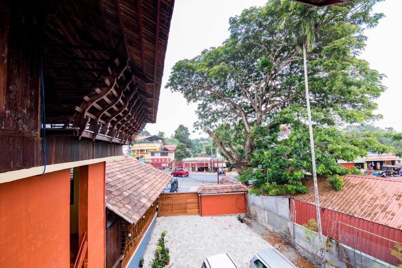 Jk Lodge Kottayam Luaran gambar