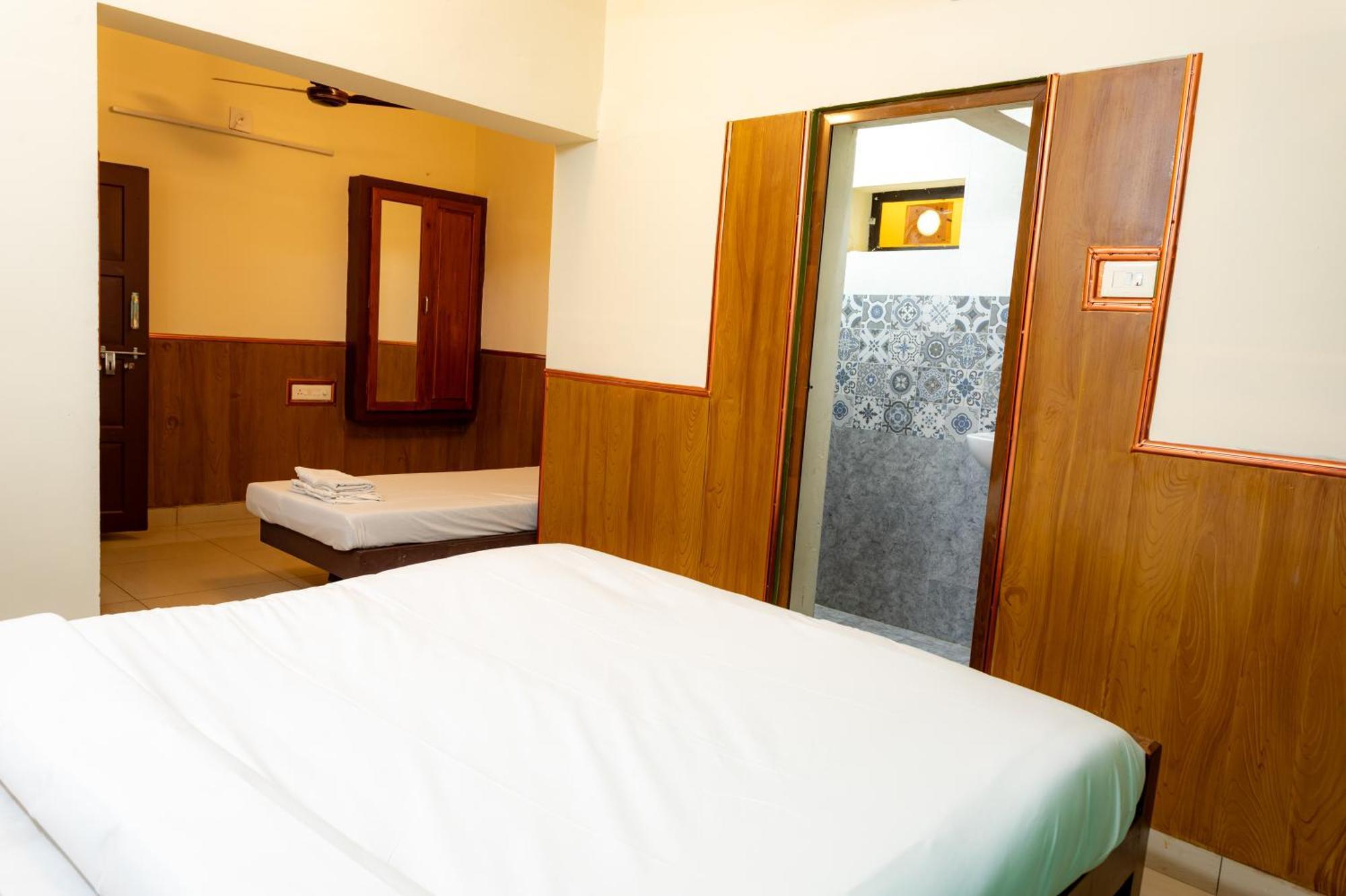 Jk Lodge Kottayam Luaran gambar